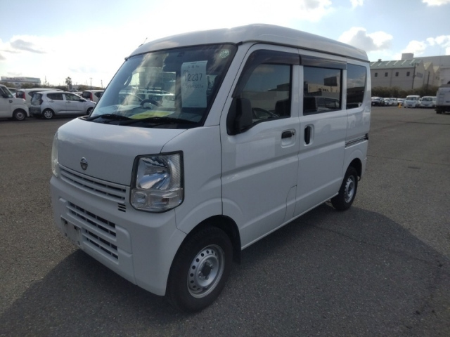 NISSAN CLIPPER VAN 2017