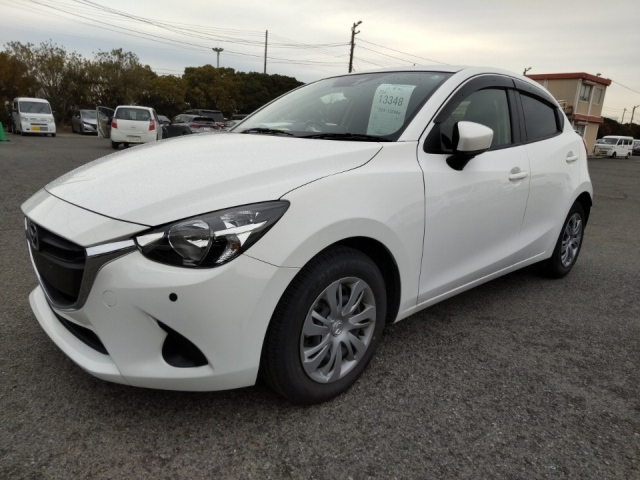 MAZDA DEMIO 2016