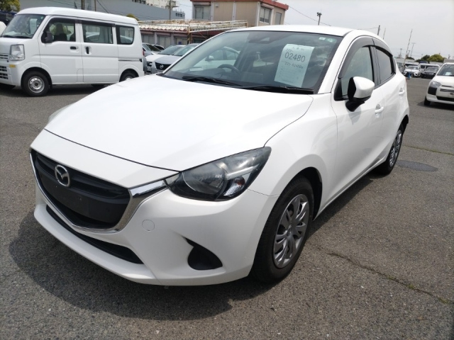 MAZDA DEMIO 2019