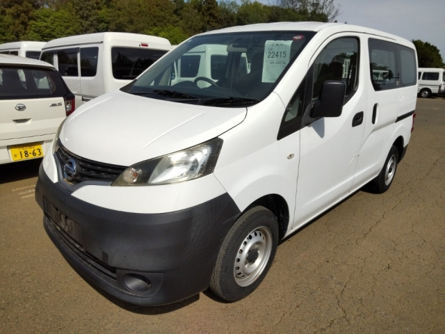 NISSAN NV200 2016