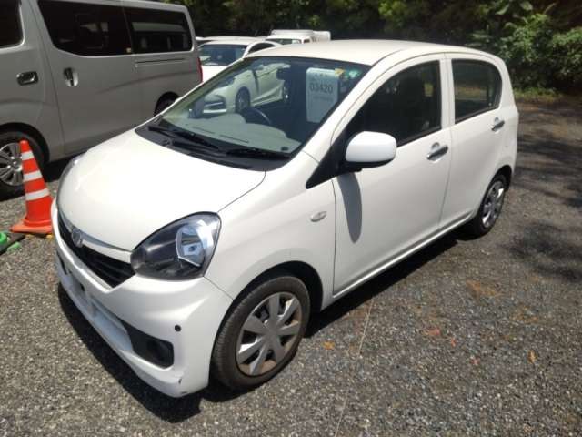 DAIHATSU MIRA E S 2016