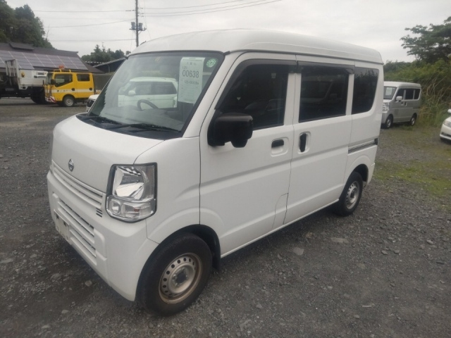 NISSAN CLIPPER VAN