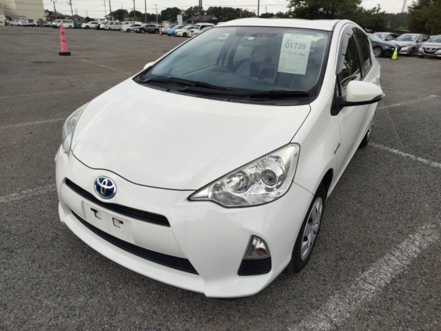 TOYOTA AQUA 2014