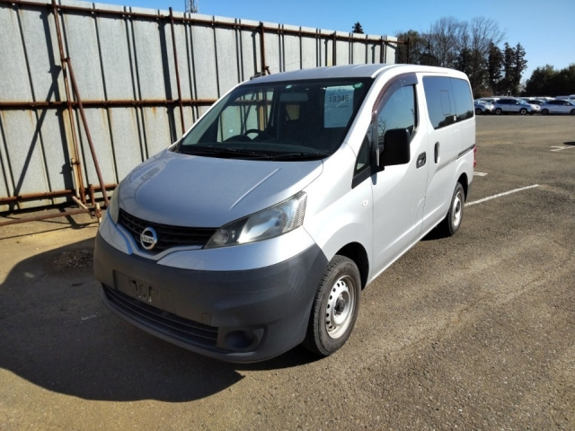 NISSAN NV200 2013