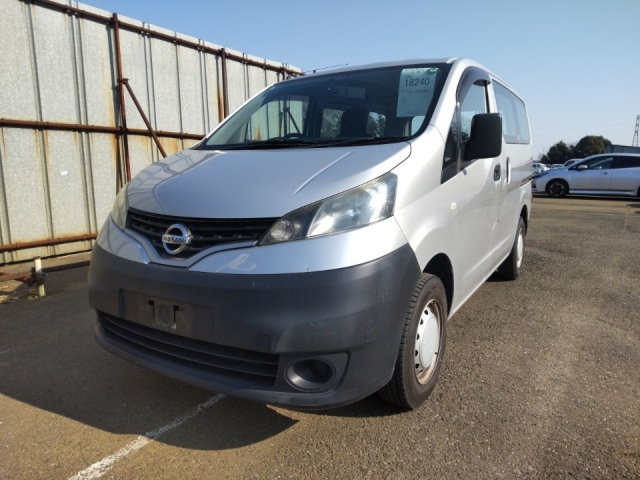 NISSAN NV200 2016
