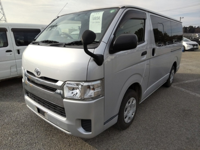 TOYOTA HIACE VAN 2014