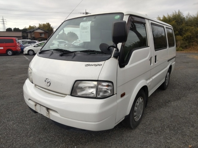 MAZDA BONGO VAN 2017