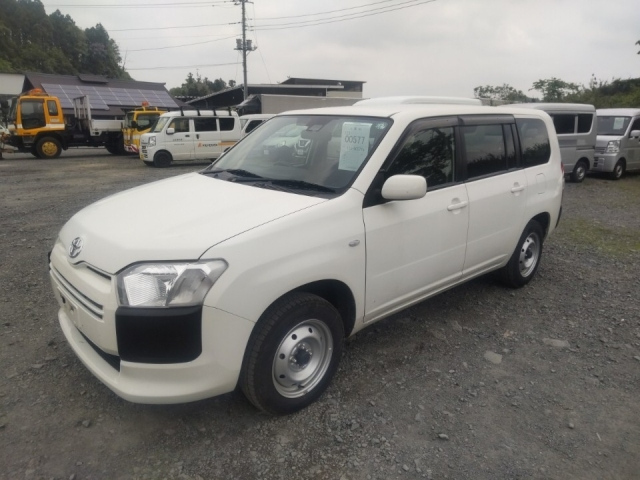 TOYOTA SUCCEED 2020