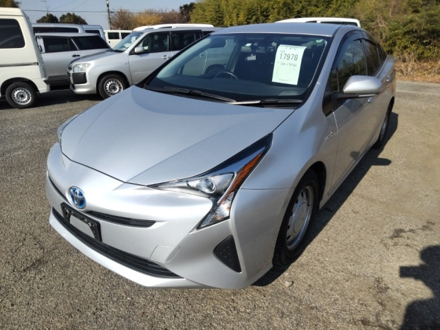 TOYOTA PRIUS 2018