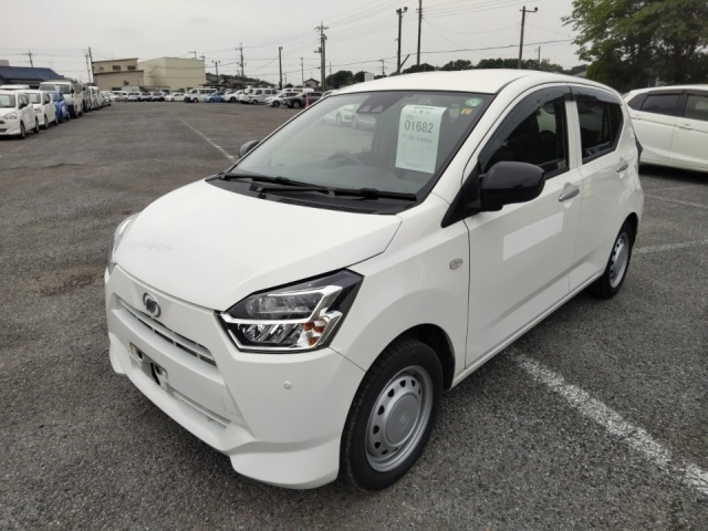 DAIHATSU MIRA E S 2020