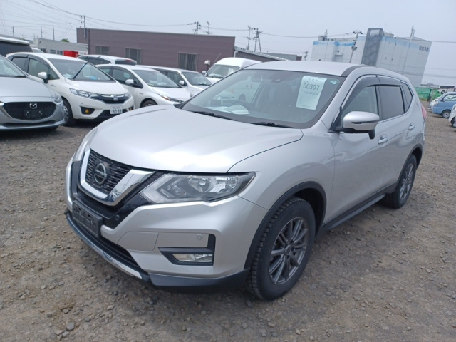 NISSAN X-TRAIL 2020