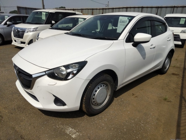 MAZDA DEMIO 2018