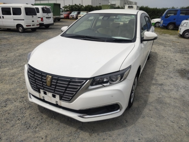 TOYOTA PREMIO 2020