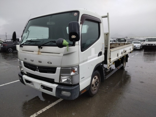 MITSUBISHI CANTER 2014