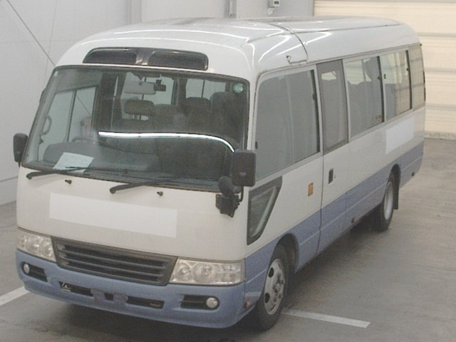 TOYOTA COASTER 2009