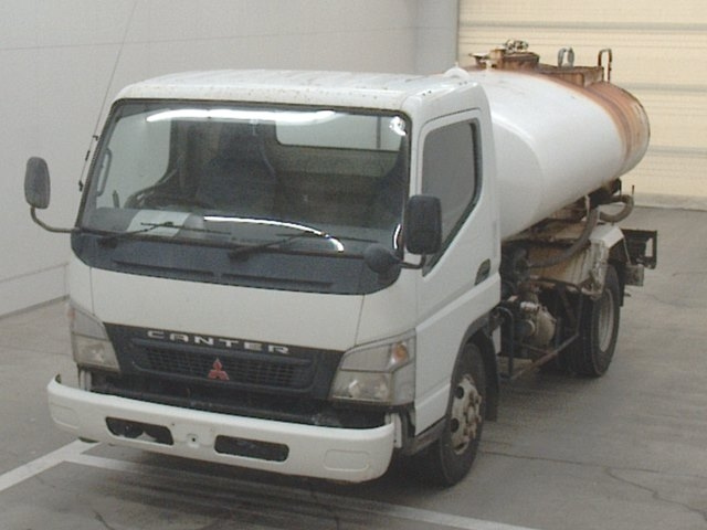 MITSUBISHI CANTER 2006