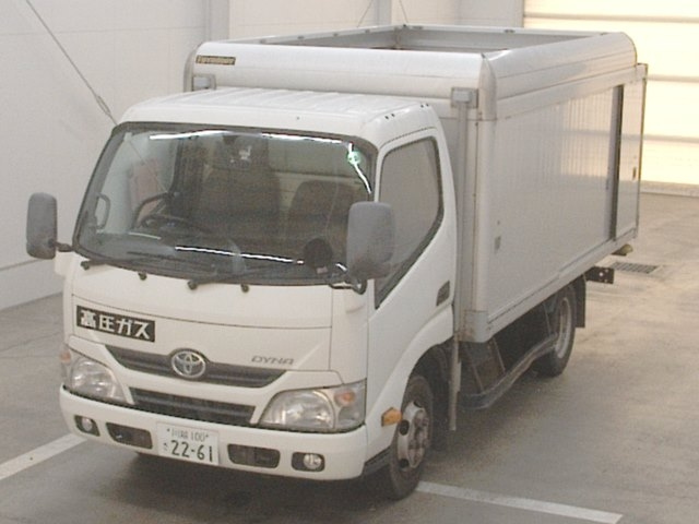 TOYOTA DYNA 2014