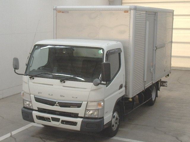 MITSUBISHI CANTER 2020