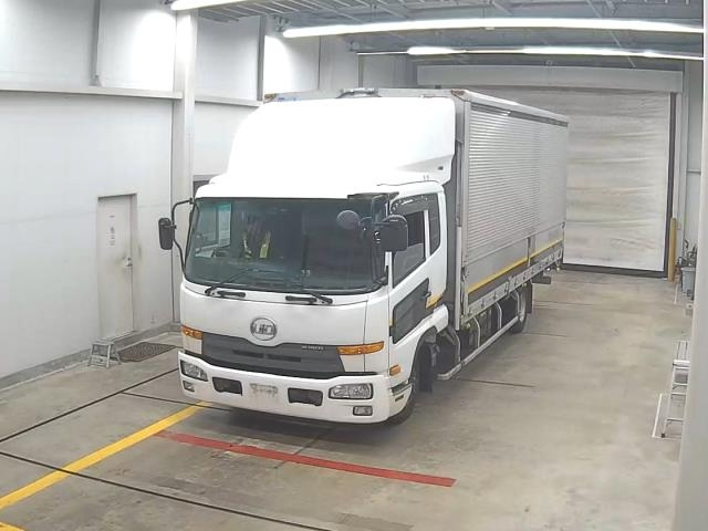 NISSAN CONDOR 2014