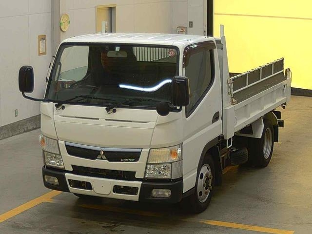 MITSUBISHI CANTER 2016