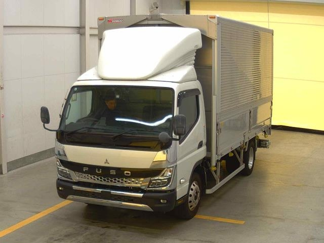 MITSUBISHI CANTER 2022