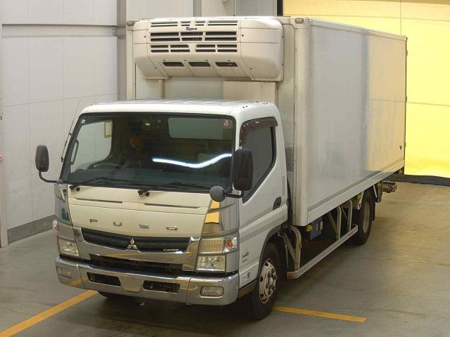 MITSUBISHI CANTER 2015