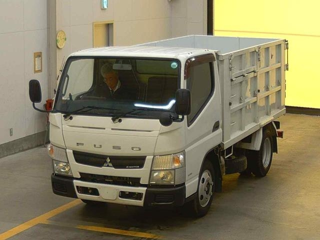 MITSUBISHI CANTER 2015