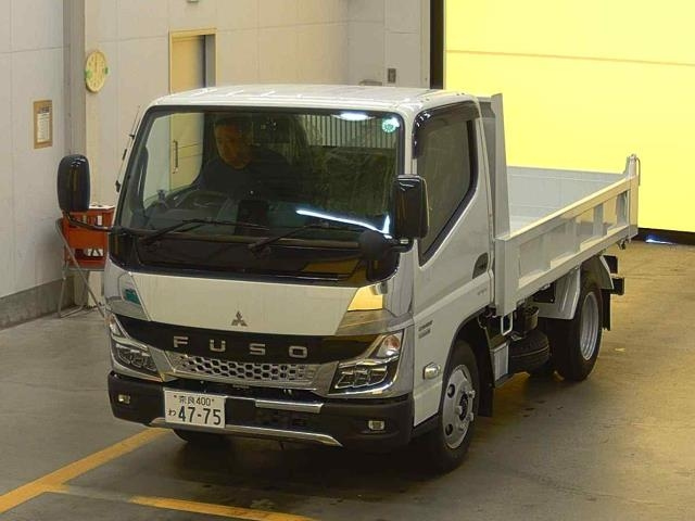 MITSUBISHI CANTER 2024