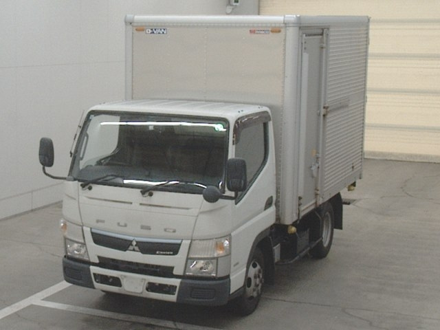 MITSUBISHI CANTER 2016