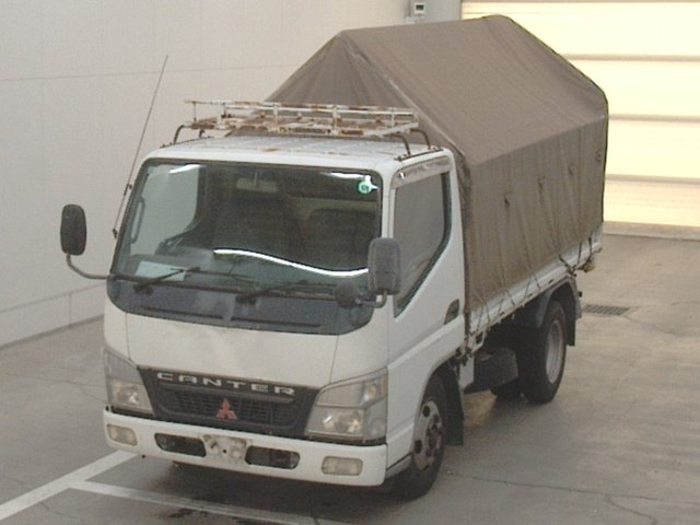 MITSUBISHI CANTER 2005