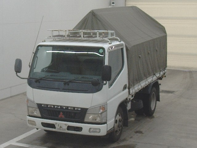 MITSUBISHI CANTER 2006