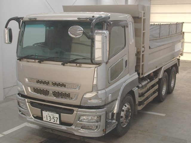 MITSUBISHI FUSO TRUCK 2016