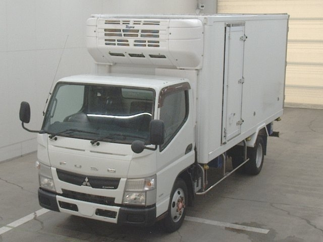 MITSUBISHI CANTER 2014