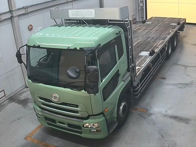 NISSAN UD SERIES 2012