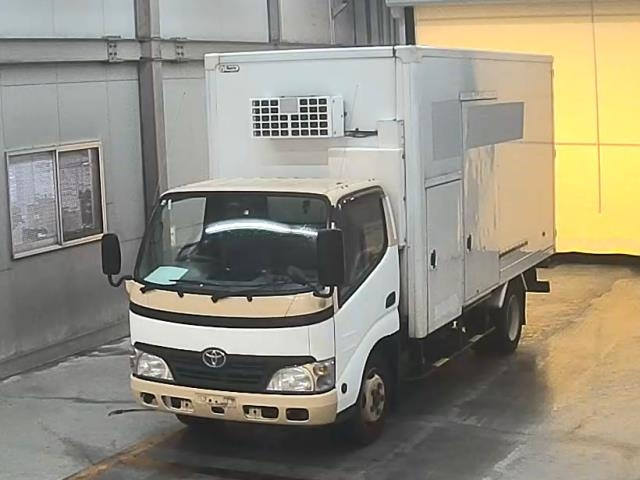 TOYOTA DYNA 2009