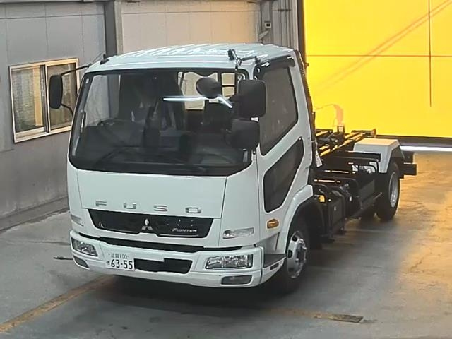 MITSUBISHI FUSO FIGHTER 2025