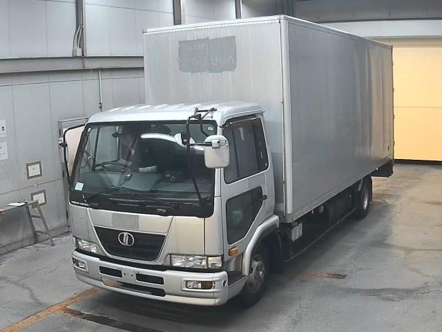NISSAN CONDOR 2008