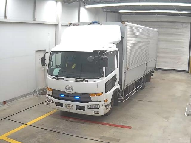 NISSAN CONDOR 2014