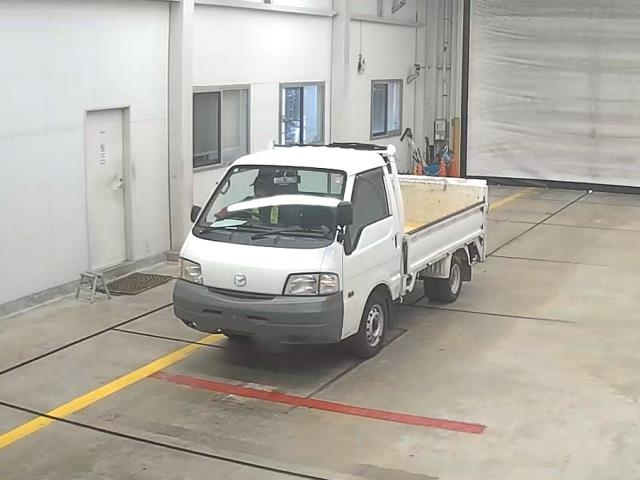 MAZDA BONGO 2013