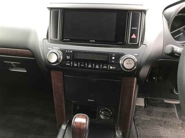 TOYOTA LAND CRUISER PRADO 2017