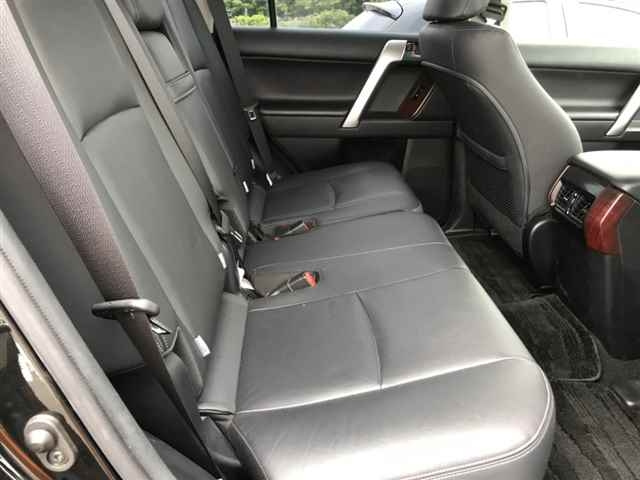 TOYOTA LAND CRUISER PRADO 2017