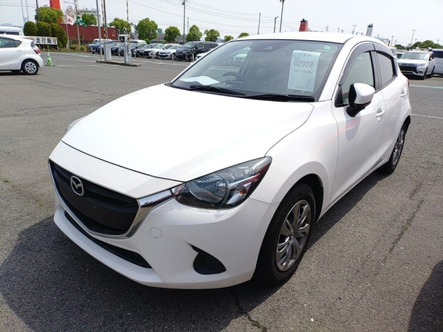 MAZDA DEMIO 2018