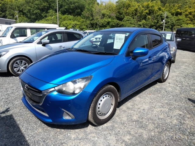 MAZDA DEMIO 2016
