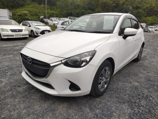 MAZDA DEMIO 2018