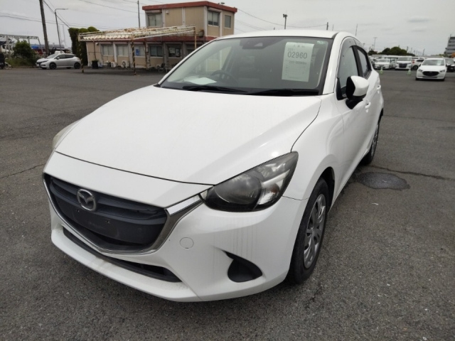 MAZDA DEMIO 2018