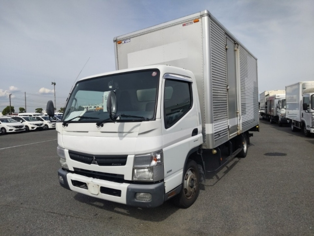 MITSUBISHI CANTER 2015