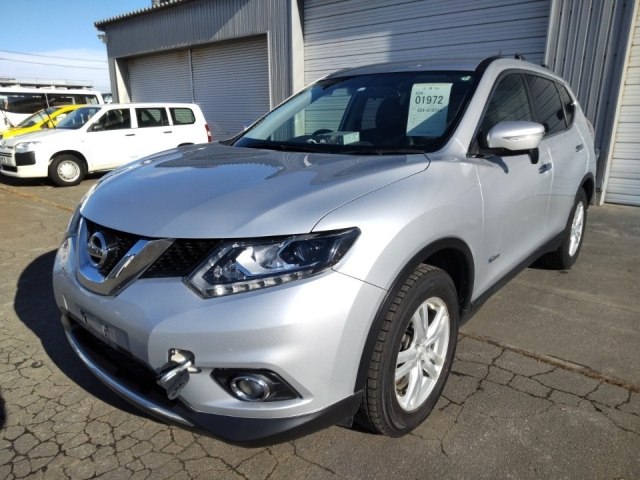 NISSAN X-TRAIL