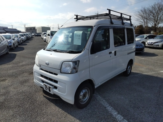 DAIHATSU HIJET VAN 2017