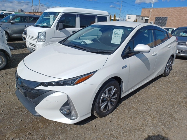 TOYOTA PRIUS PHV 2020