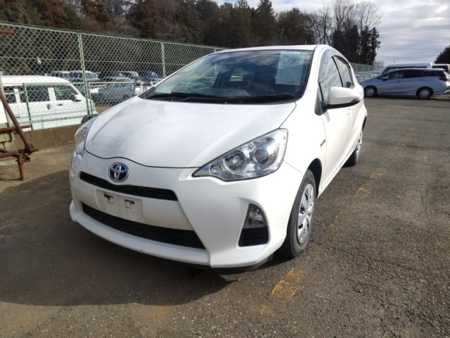 TOYOTA AQUA 2014